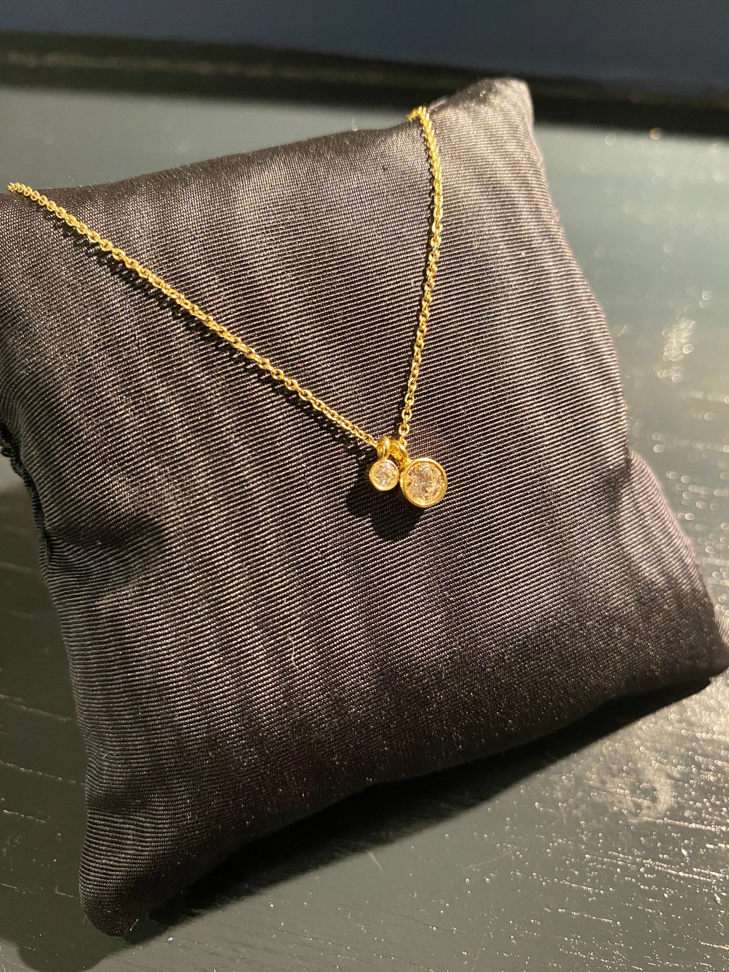 CLASSIC DIAMOND NECKLACE X 2