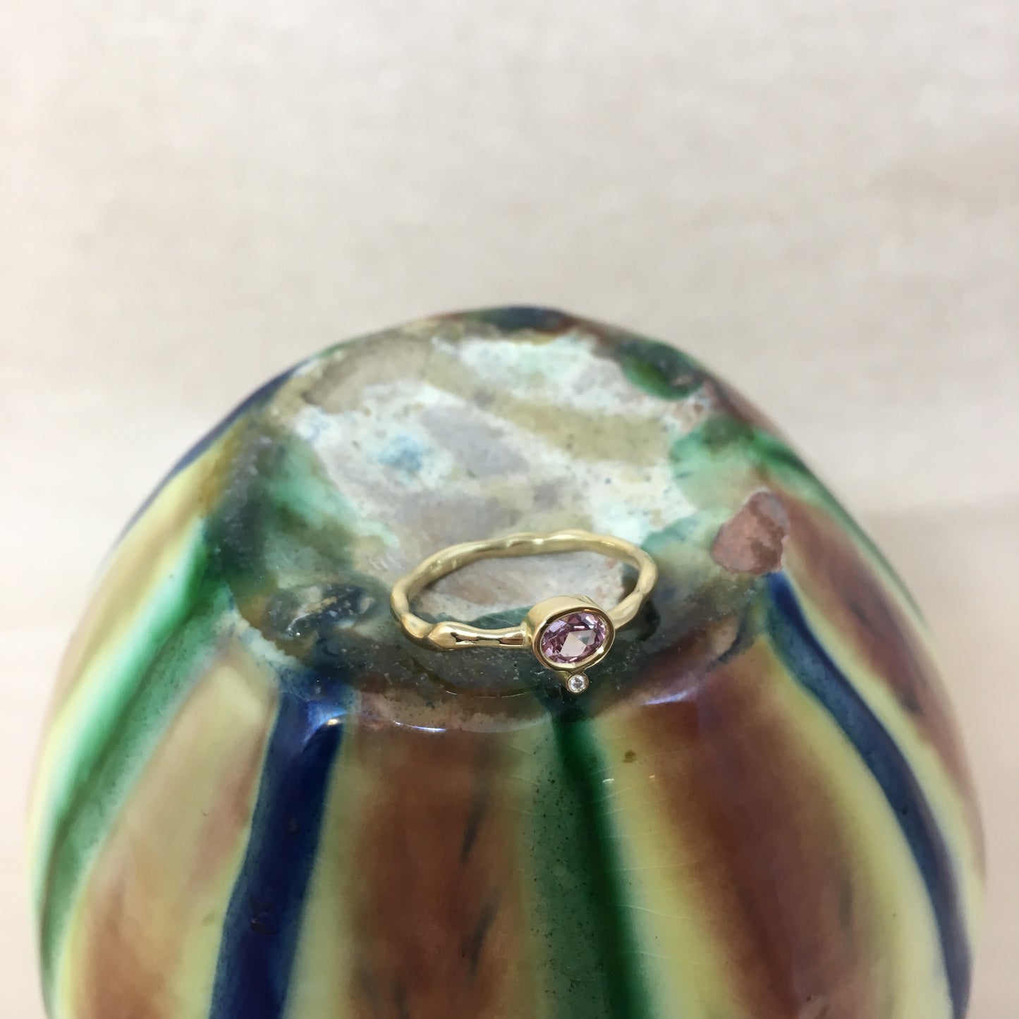 Thin liquid sapphire ring