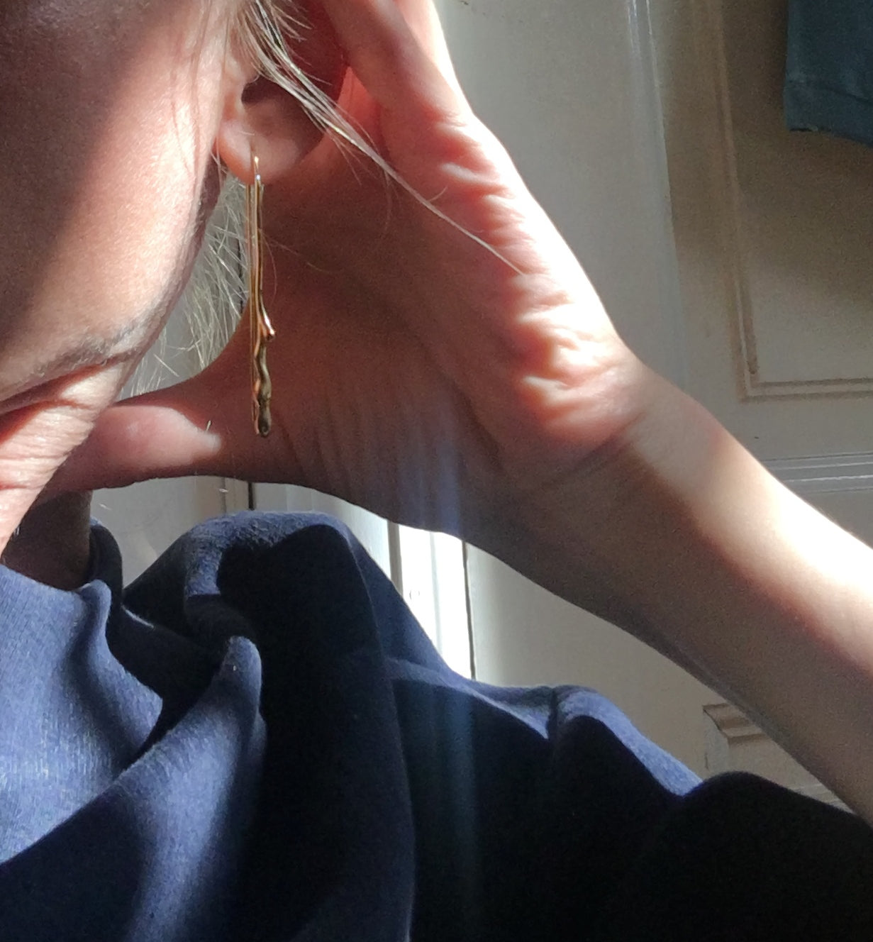 THIN TEARDROP · EARRING · SILVER