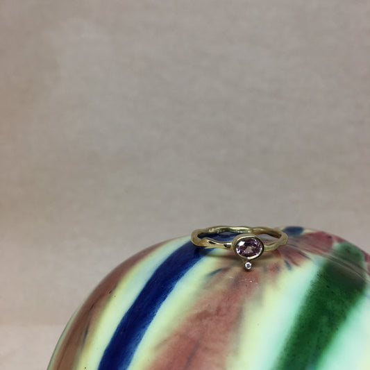 Thin liquid sapphire ring